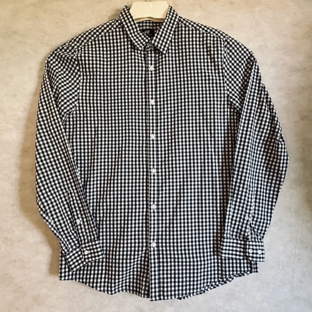 H&M Black and White Gingham Button-Up Shirt